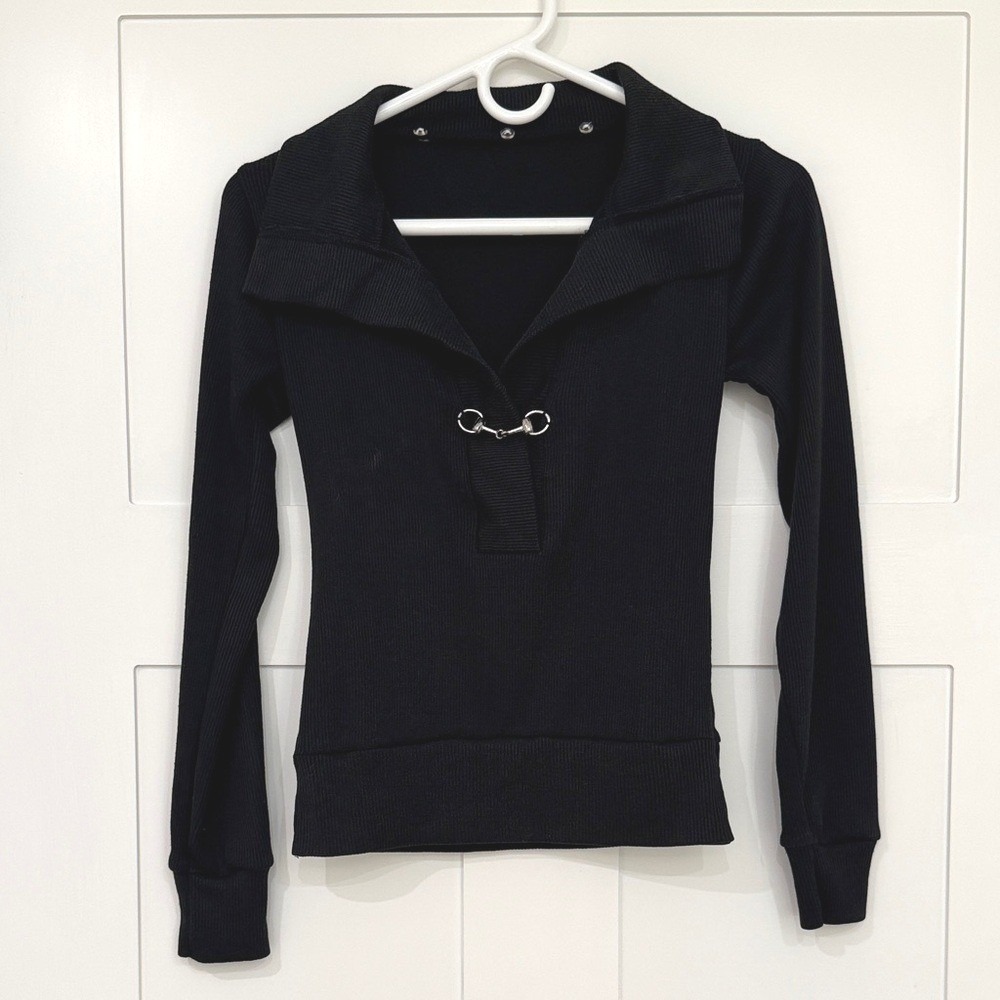 FREE w/ PURCHASE - Black Long Sleeve‎ Women's Top